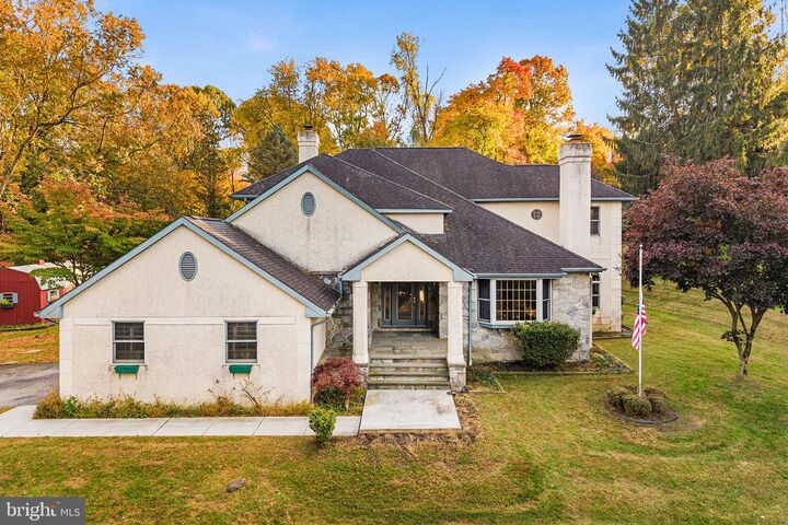 Property Photo:  4914 W Chester Pike  PA 19073 