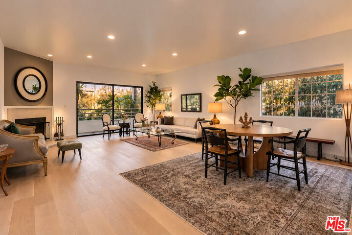 Property Photo: 10475 Ashton Ave, Unit 105 CA 90024