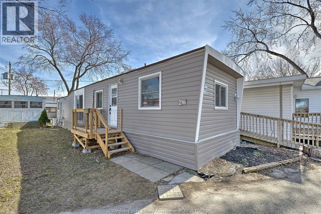 Property Photo: 216 Barracuda Avenue ON N8W 2B1
