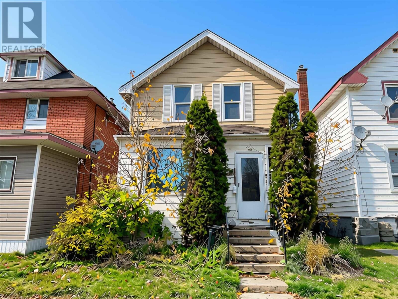 Property Photo: 36 Cathcart St ON P6A 1E1