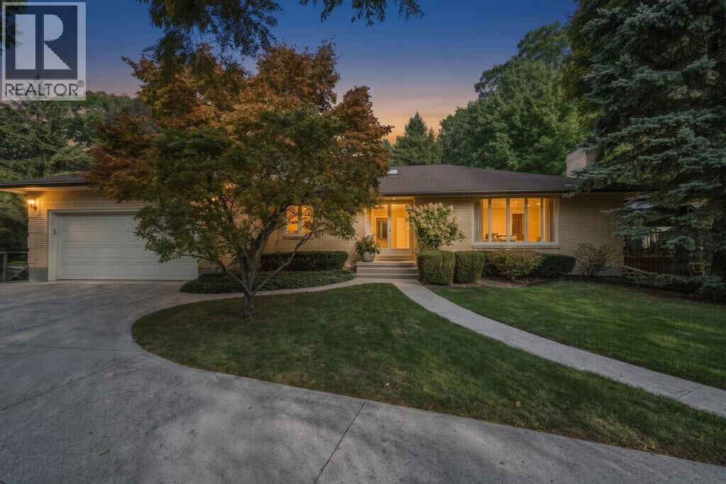 Property Photo:  1736 Smith Lane  ON N7S 3S8 