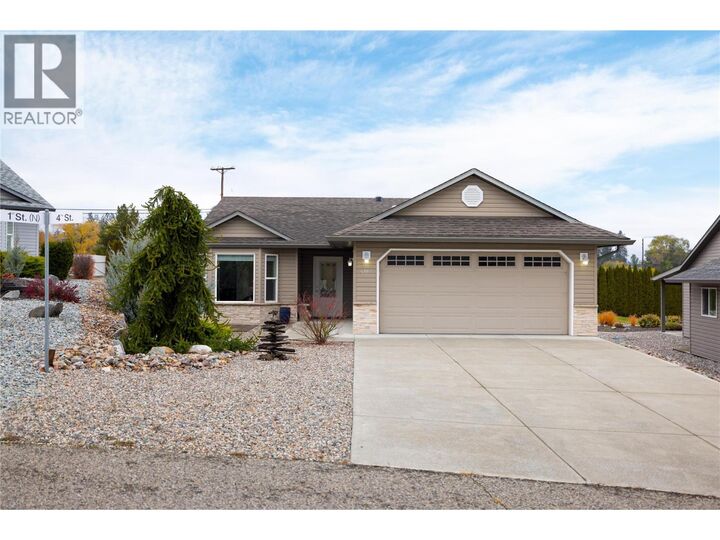 Property Photo:  4167 4 Street  BC V1H 1Z1 