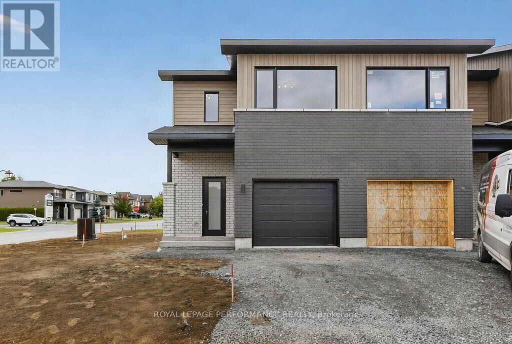 Property Photo: 2461 Gray Crescent ON K4K 0H3