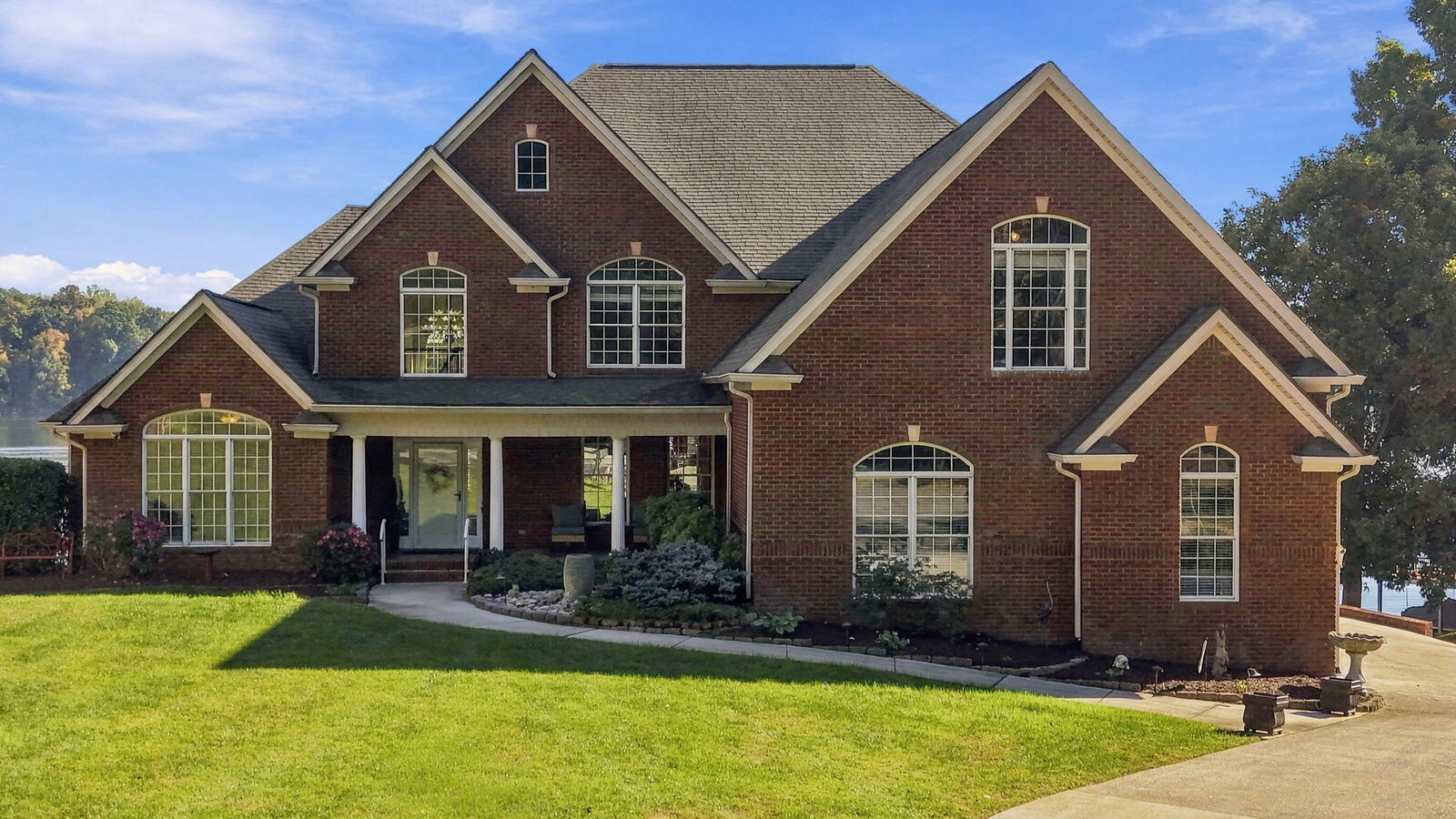Property Photo:  12004 Oak Cove Lane  TN 37379 
