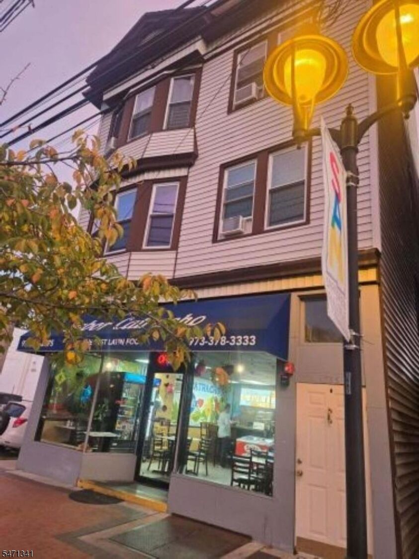 Property Photo:  1753 Springfield Ave 2A  NJ 07040 