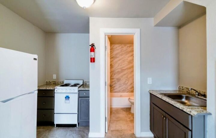 Property Photo: 5327 Bell Street 1 TX 77023