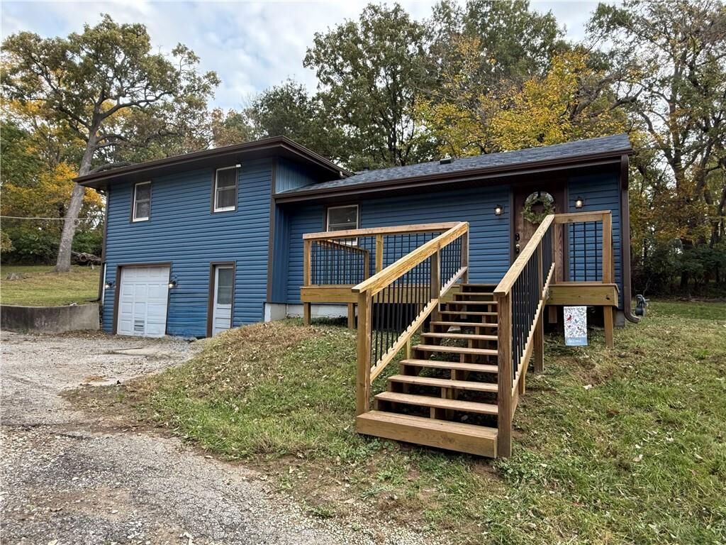 Property Photo: 4400 NW Gleason Road MO 64151