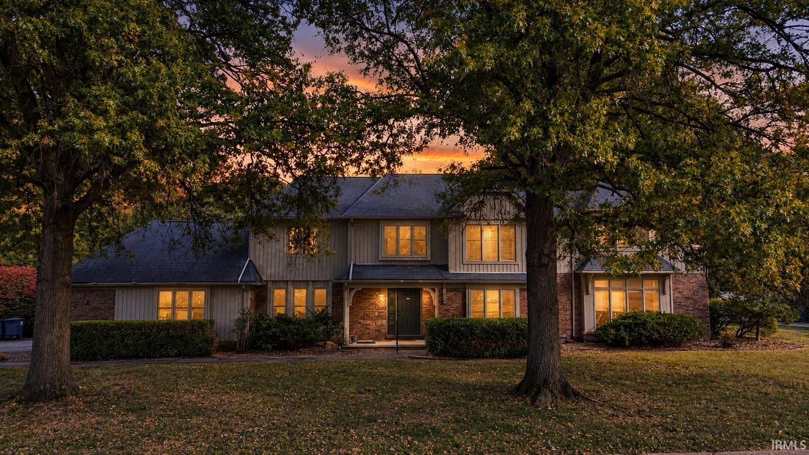 Property Photo:  1140 Brookshire Drive  IN 47715 