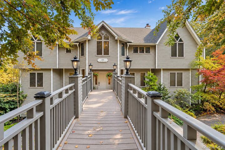 Property Photo:  191 Tweed Boulevard  NY 10960 