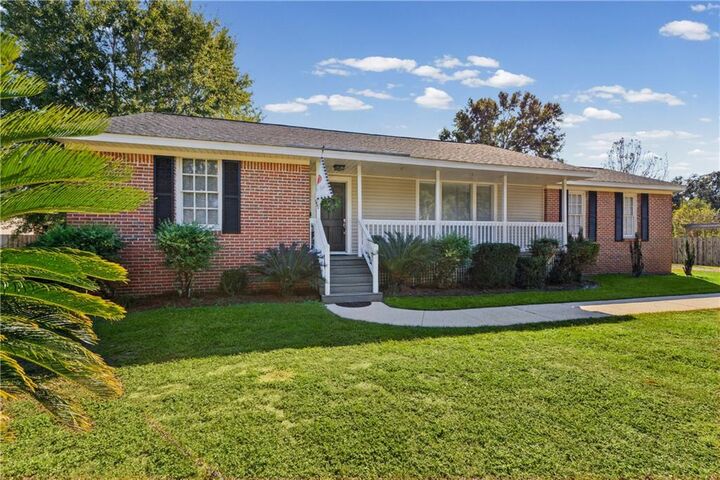 Property Photo:  8725 Maple Drive  AL 36575 