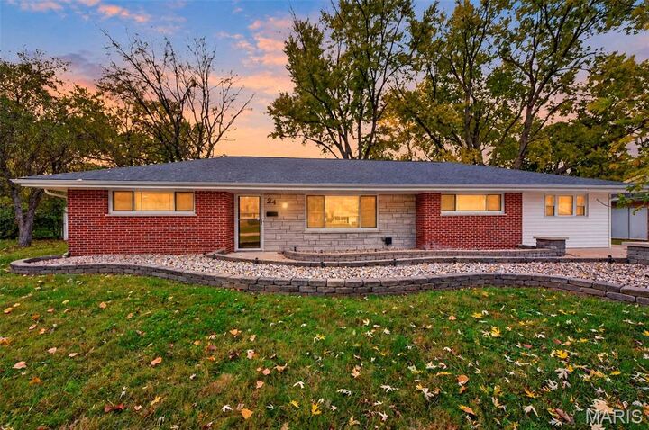 Property Photo:  24 Kenwood Drive  MO 63042 