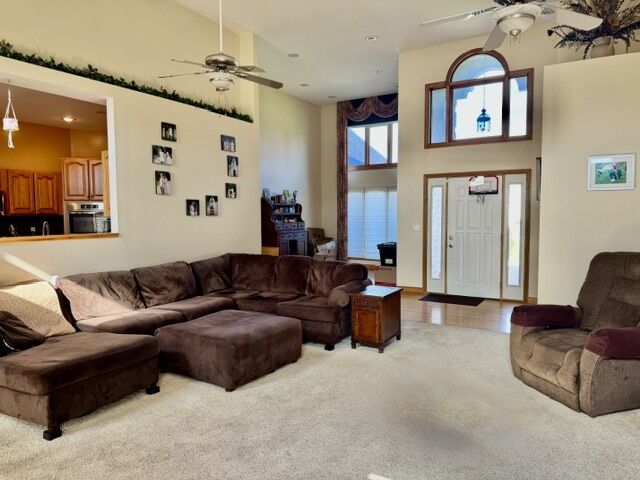 Property Photo: 46 Oak Ridge Drive IL 61301