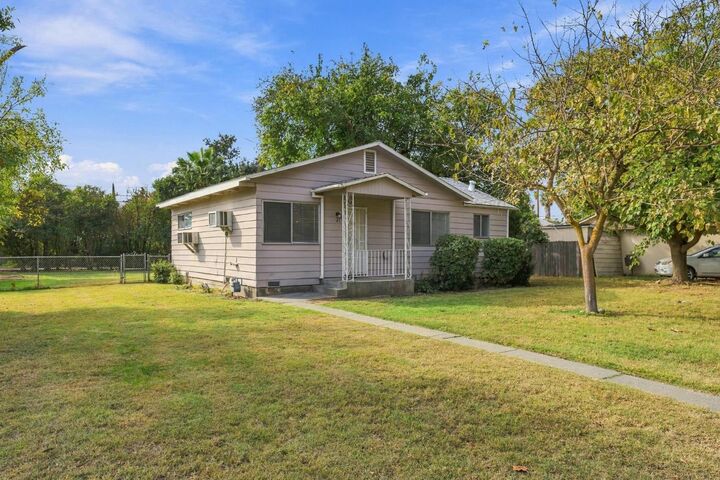 Property Photo:  41 Carson Street  CA 95932 