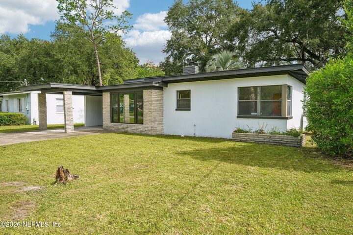 Property Photo: 5659 Temple Road FL 32207