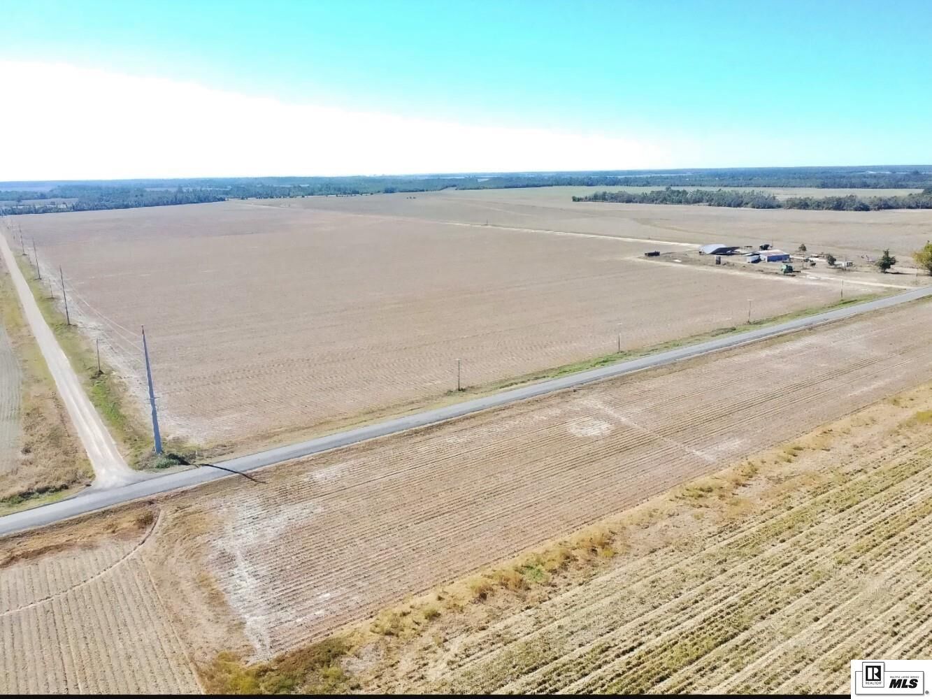 Property Photo: 522 Highway 134 LA 71237