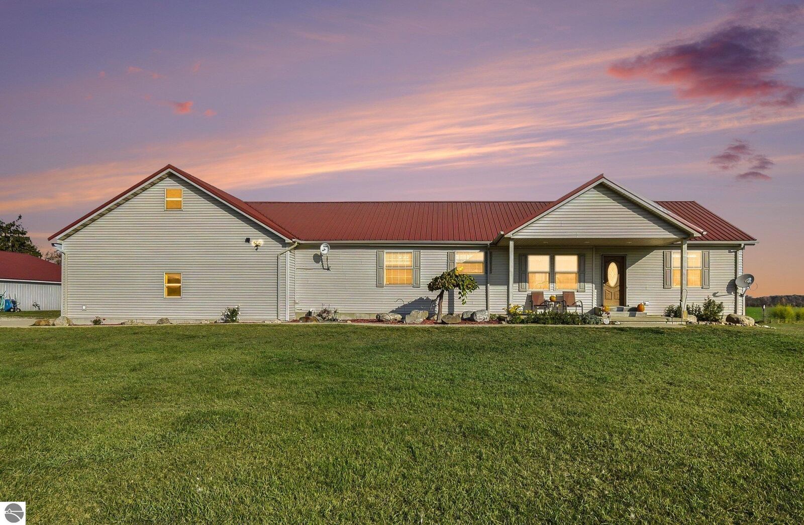 Property Photo: 10746 N Reid Road MI 48801