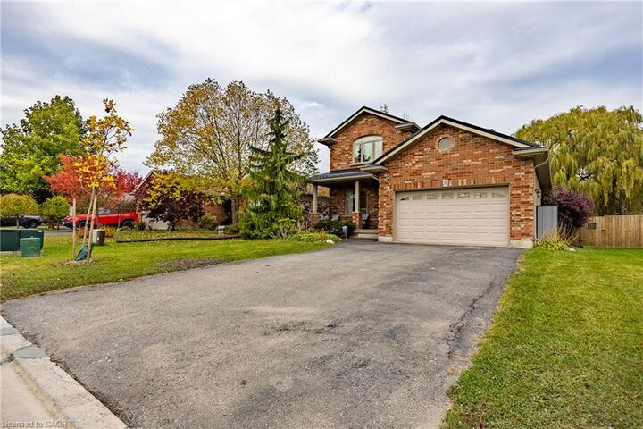 Property Photo:  38 Davis Street  ON N0A 1J0 