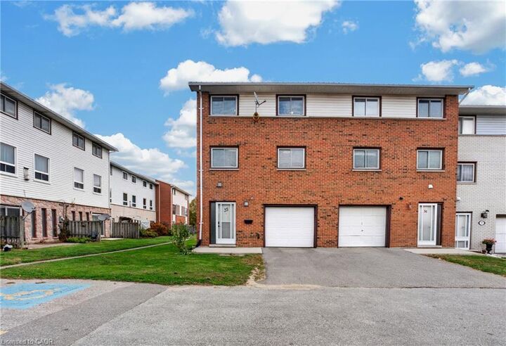 Property Photo: 129 Concession Street E 35 ON N4G 4N4