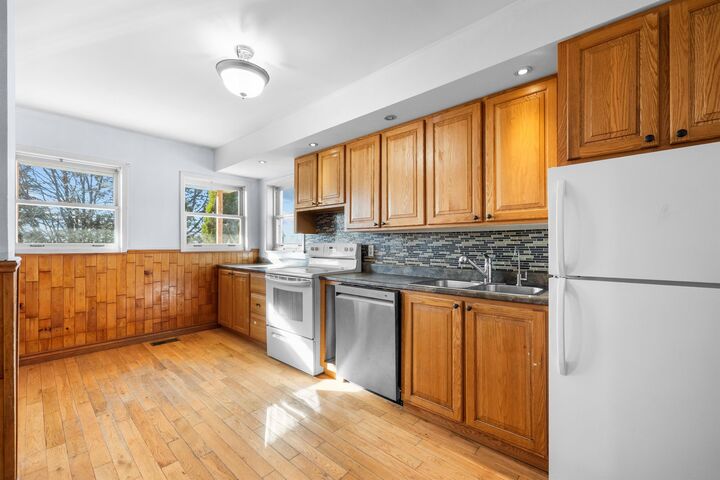 Property Photo: 4714 Annandale Road PE C0A 1G0
