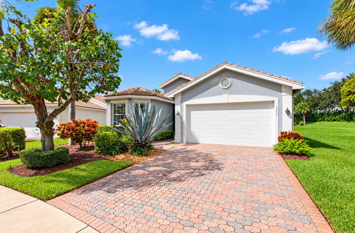 Property Photo: 7773 Kingsley Palm Terrace FL 33467