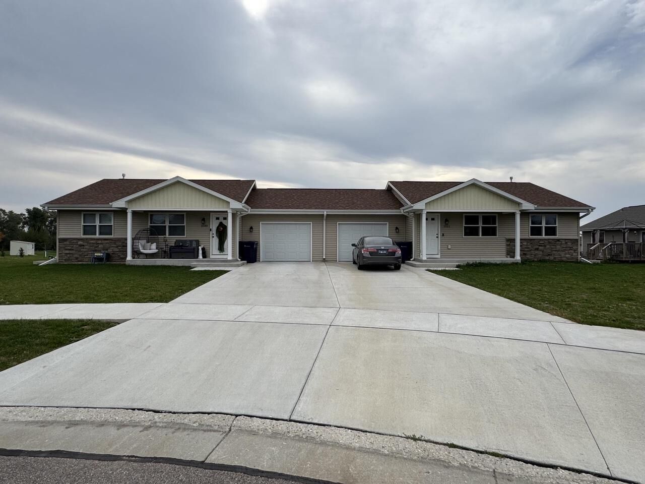 Property Photo: 1049-1051 Fir Court WI 53546