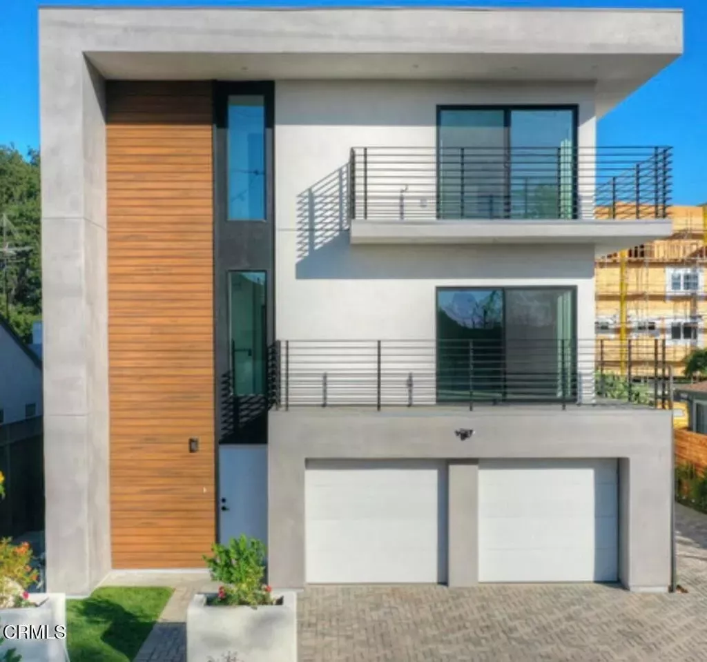 Property Photo:  5626 Auckland Avenue  CA 91601 