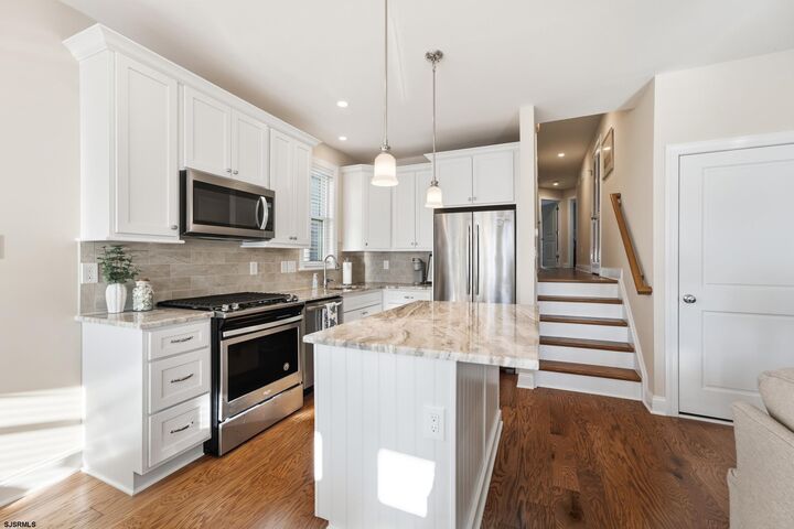 Property Photo:  1632 Asbury Ave 1  NJ 08226 