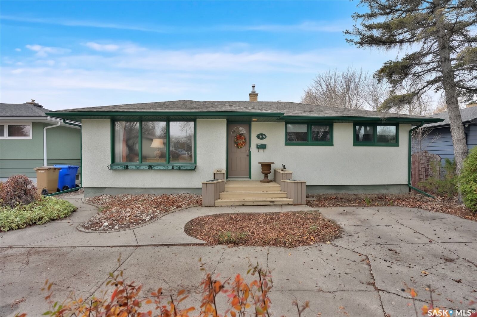 Property Photo: 165 McMurchy Avenue SK S4R 3G7