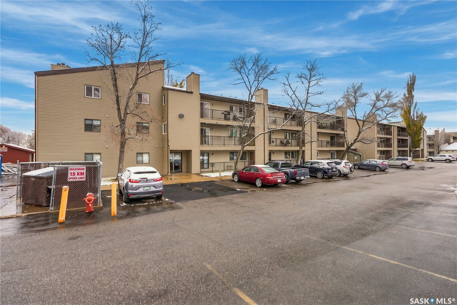 Property Photo:  4040 8th Street E 202B  SK S7H 5L4 