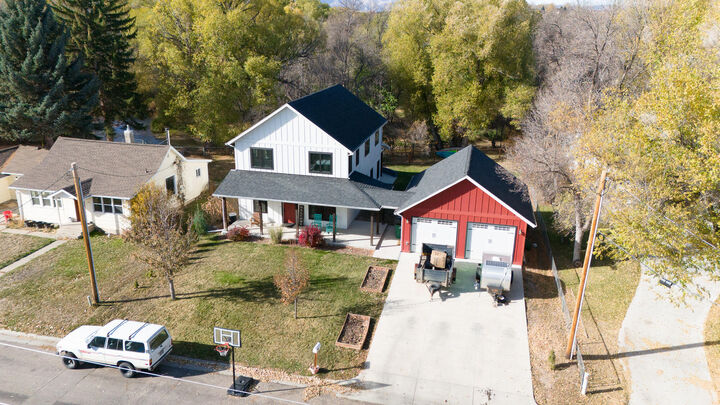 Property Photo: 404 Schiller Street WY 82801