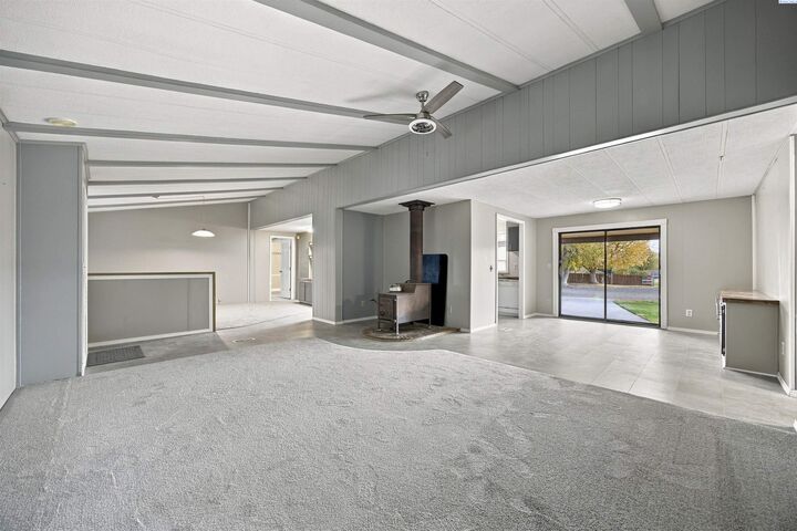 Property Photo:  27405 S 855th Pr SE  WA 99338 