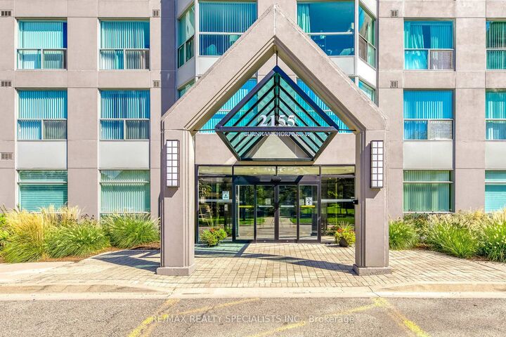 Property Photo: 2155 Burnhamthorpe Road W 212 ON L5L 5P4