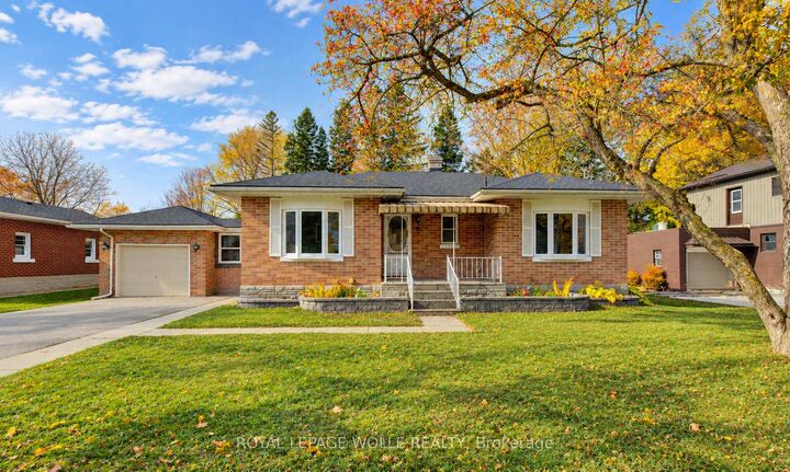 Property Photo: 16 Snyder Avenue S ON N3B 1Y8