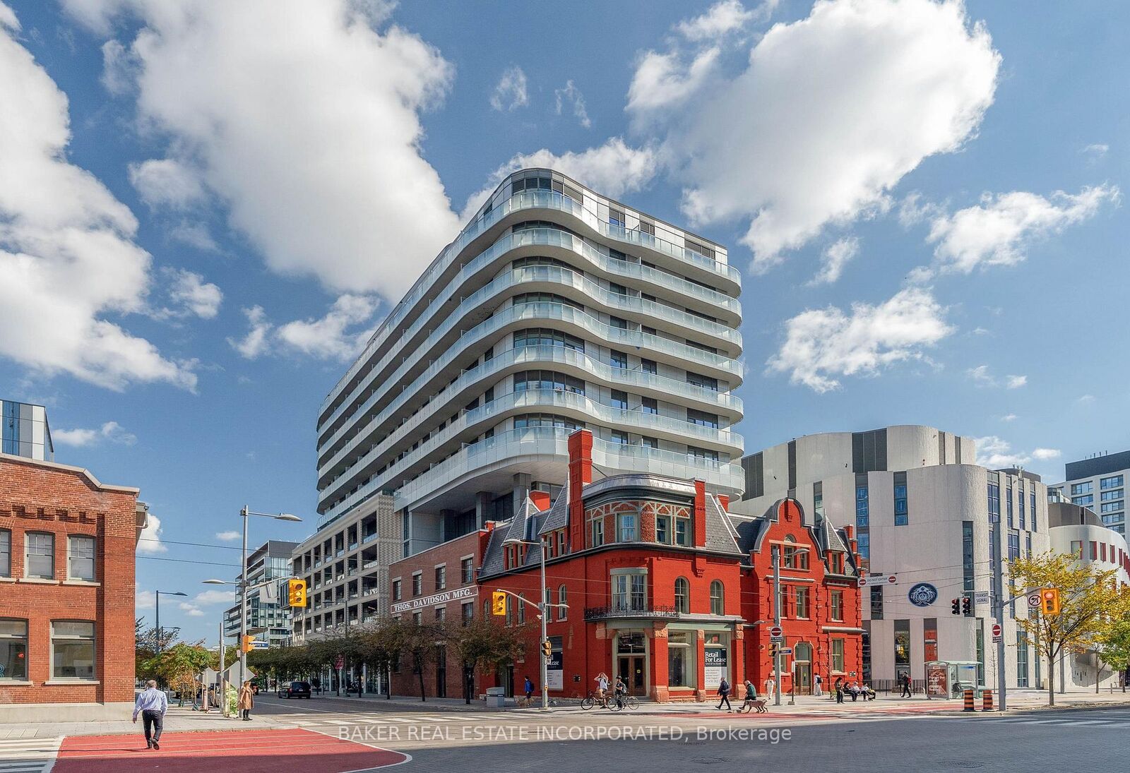 Property Photo: 425 Front Street E 902 ON M5A 0X2