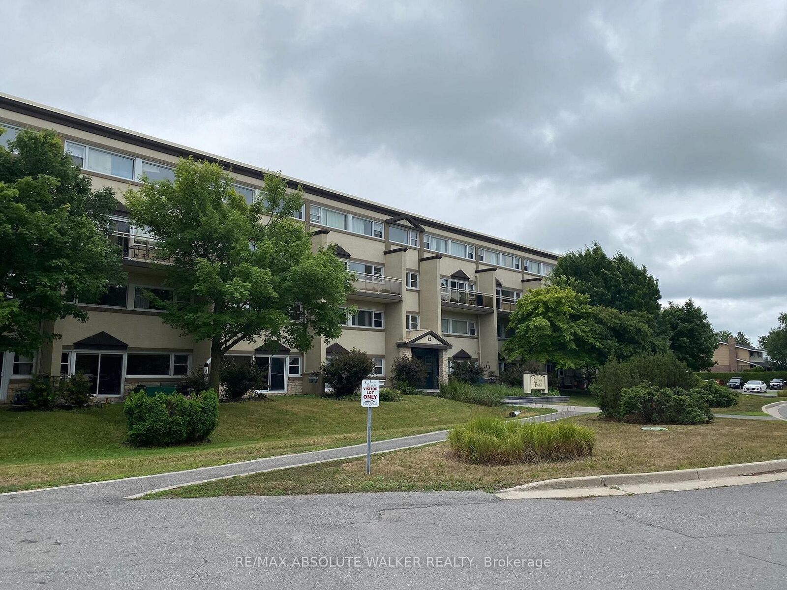 Property Photo: 12 Corkstown Road 202 ON K2H 5B3