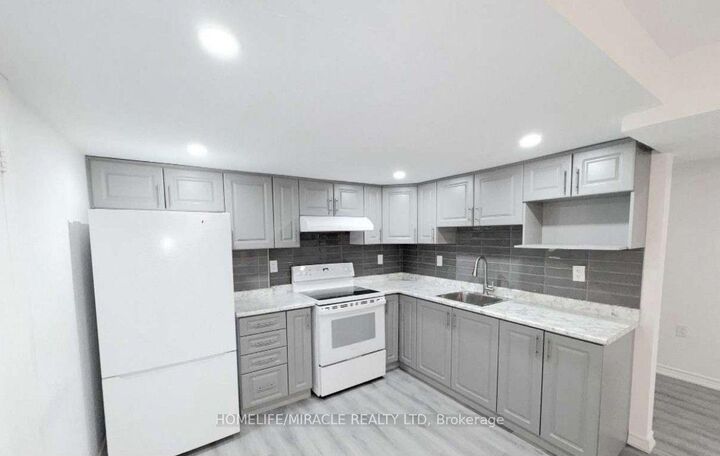 Property Photo:  6 Diane Court  ON L6Y 3E3 