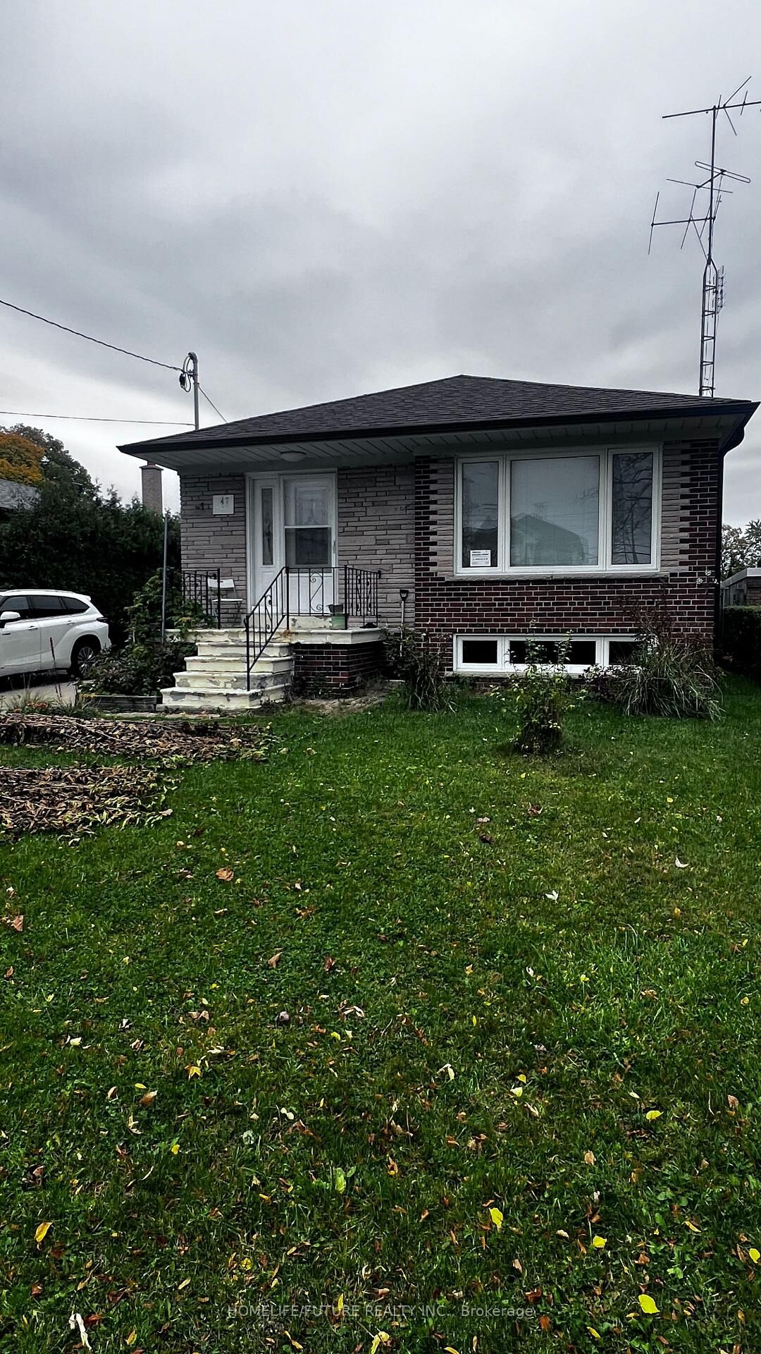 Property Photo: 47 Romulus Drive Bsmt ON M1K 4C1