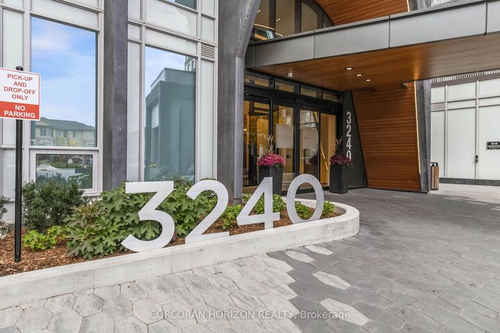 Property Photo:  3240 William Coltson Avenue 911  ON L6H 8C8 