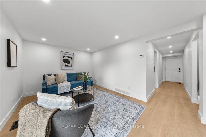 Property Photo:  1464 Heatherington Road 45  ON K1V 6S1 