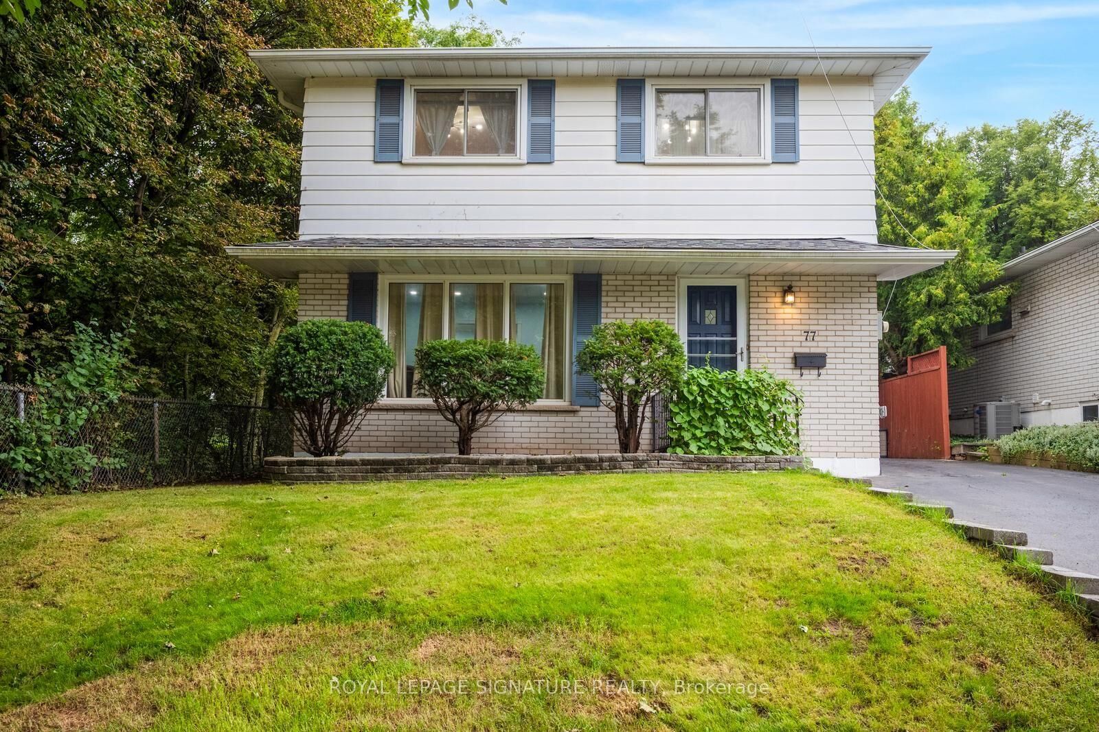 Property Photo:  77 McCraney Street W  ON L6H 1H5 