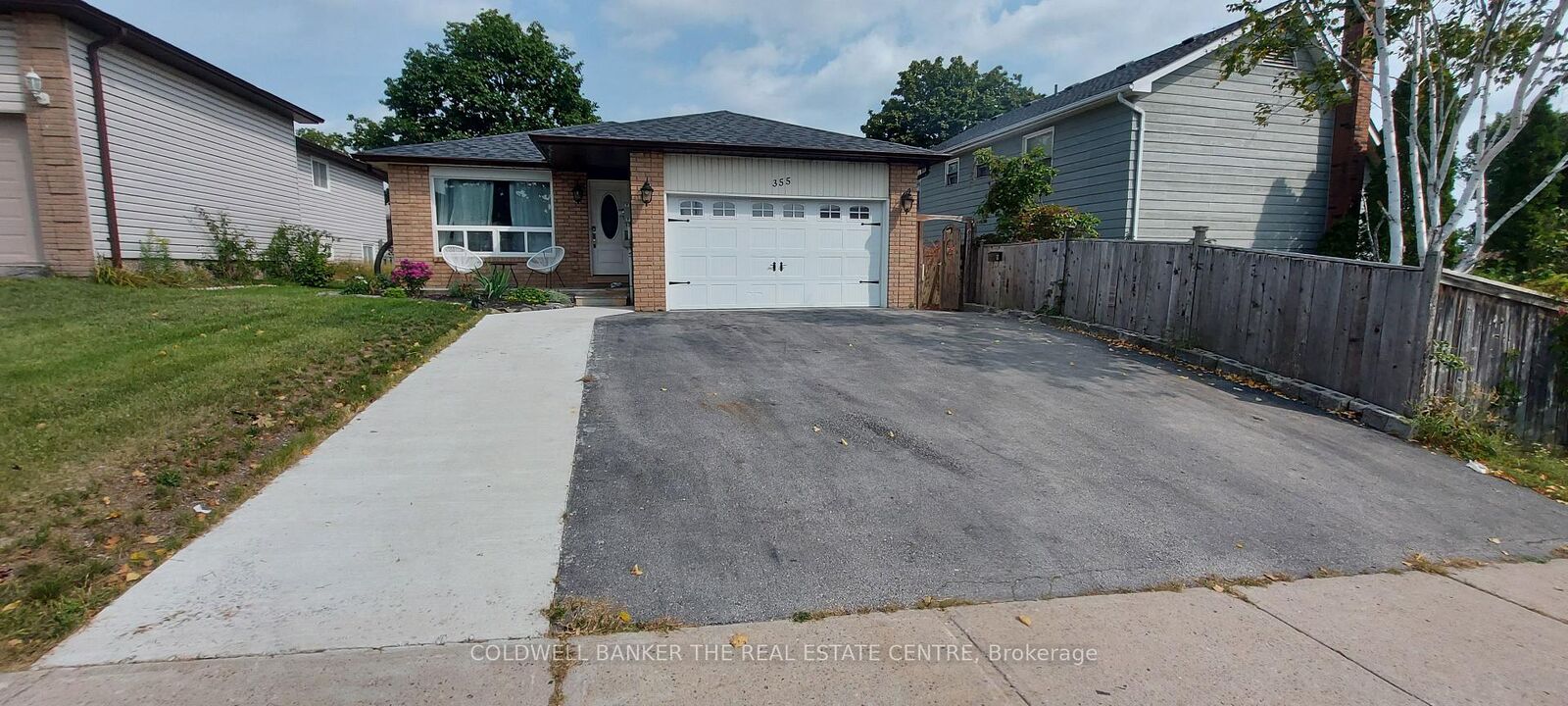 Property Photo: 355 Leacock Drive ON L4N 5S6