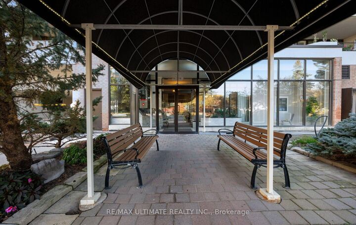 Property Photo:  55 Austin Drive Ph9  ON L3R 8H5 
