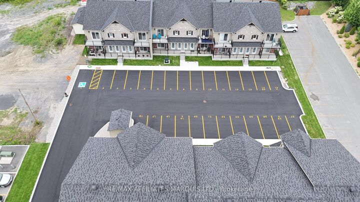 Property Photo:  229 Water Street E 206  ON K6H 1A2 