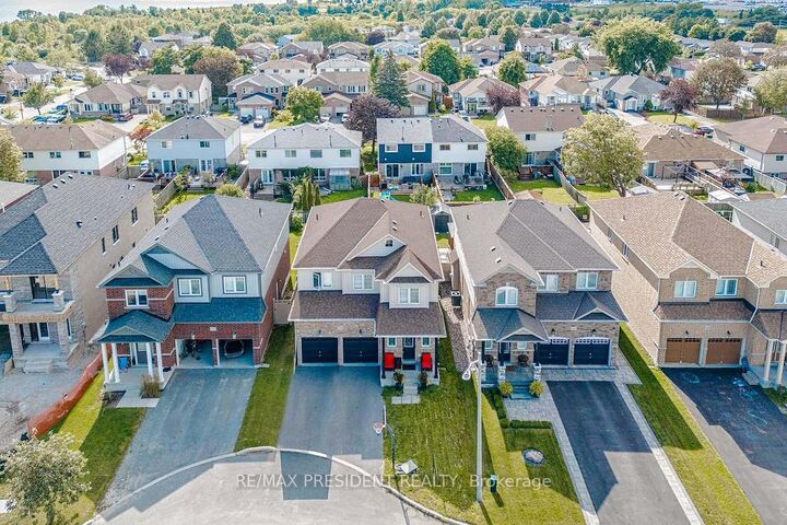 Property Photo: 1436 Mayport Drive ON L1J 8K4