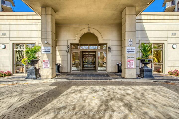 Property Photo: 710 Humberwood Boulevard 602 ON M9W 7J5