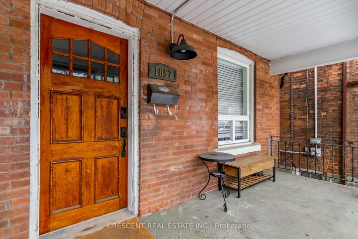 Property Photo:  1057 Davenport Road Main  ON M6G 2C2 