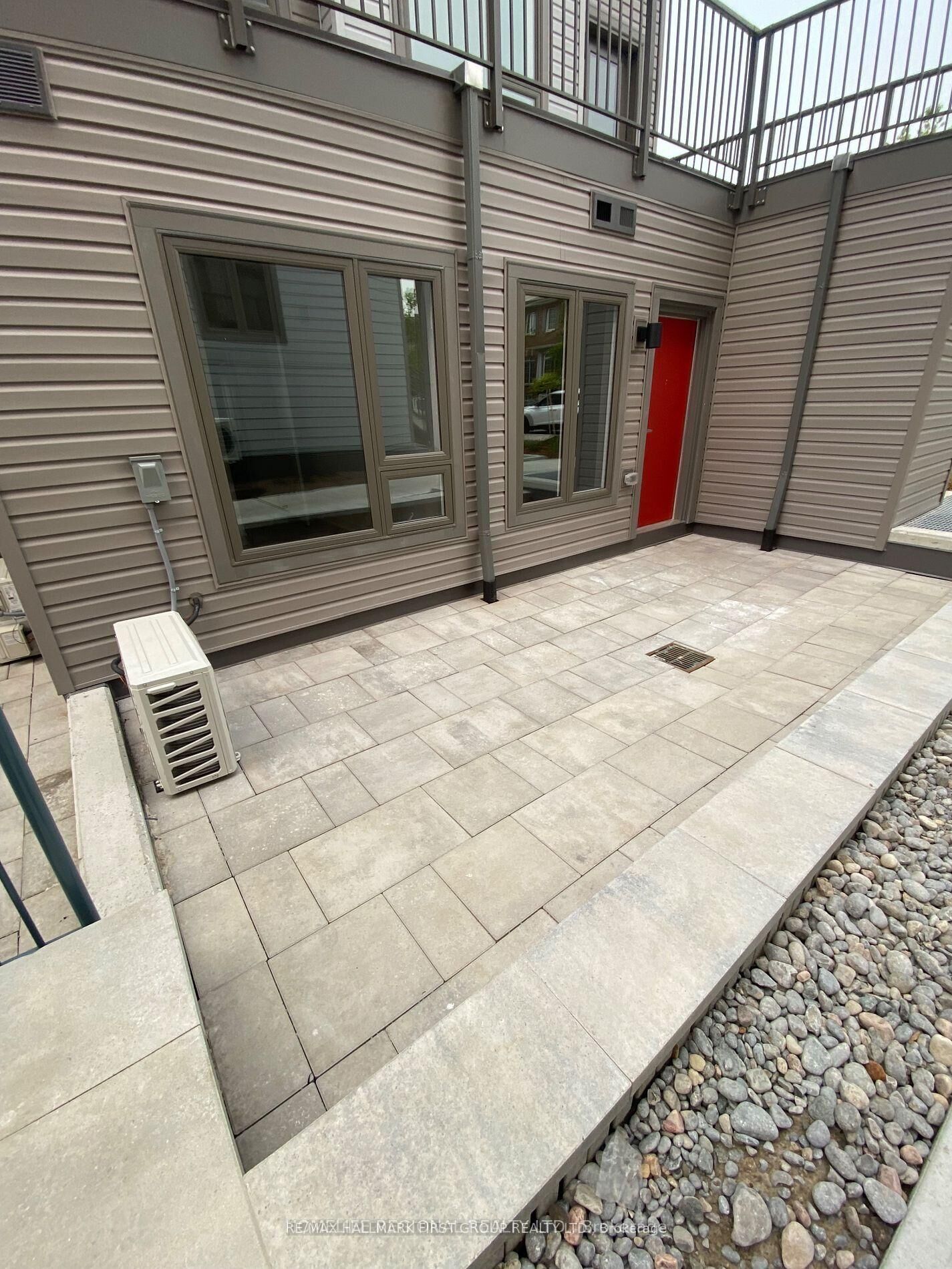 Property Photo: 2635 William Jackson Drive 1101 ON L1X 0L6