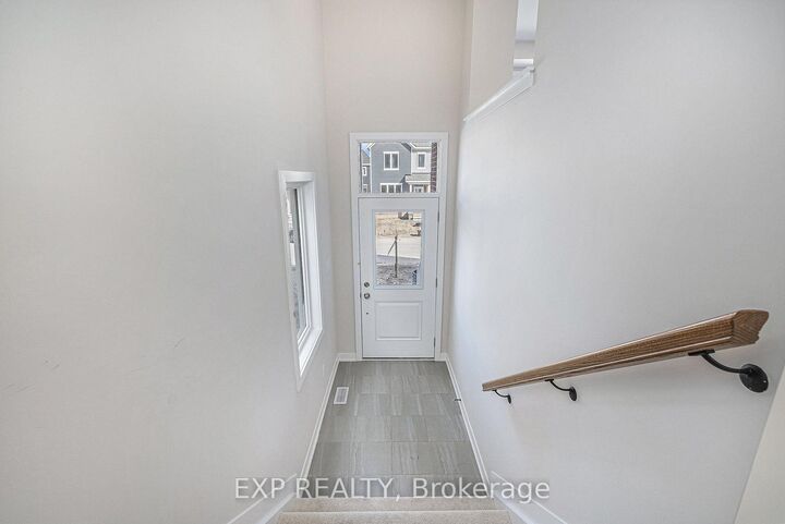 Property Photo:  364 Appalachian Circle  ON K2C 3H2 