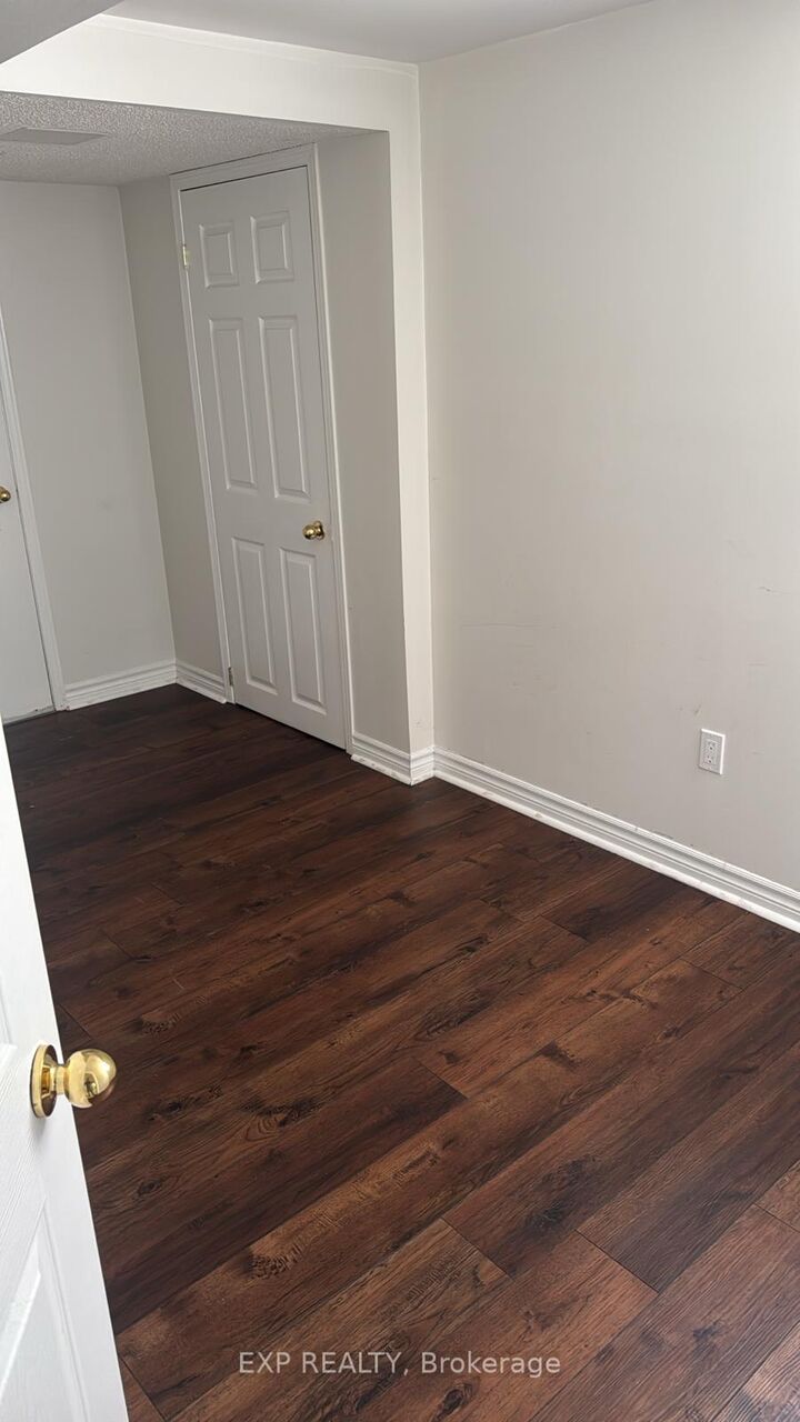 Property Photo:  99 Rollingwood Drive  ON L6Y 5P9 