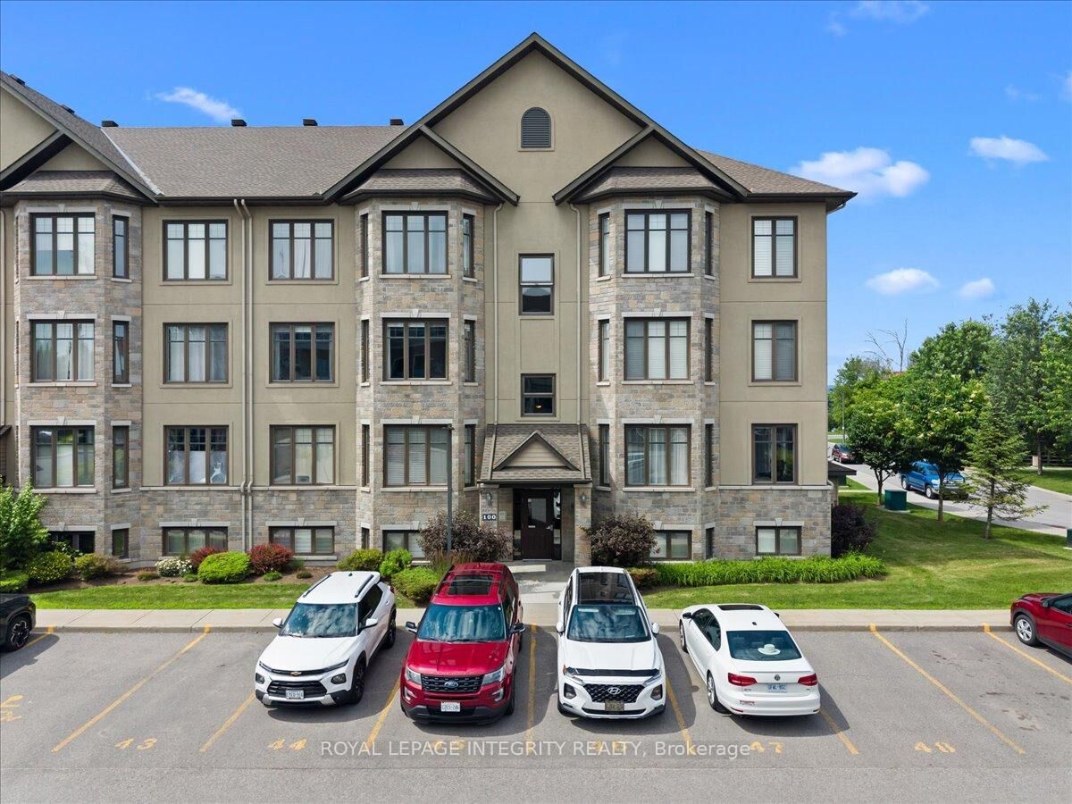 Property Photo: 100 Prestige Circle 5 ON K4A 0Y1